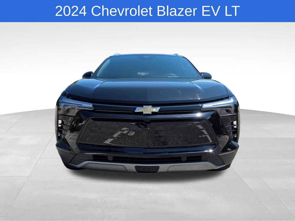 Used 2024 Chevrolet Blazer EV LT AWD/4WD image 9