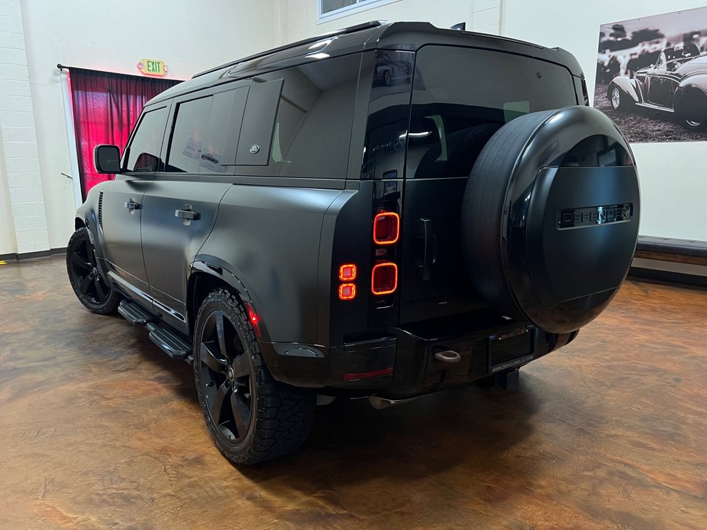 Used 2023 Land Rover Defender 110 X-Dynamic SE AWD/4WD image 50