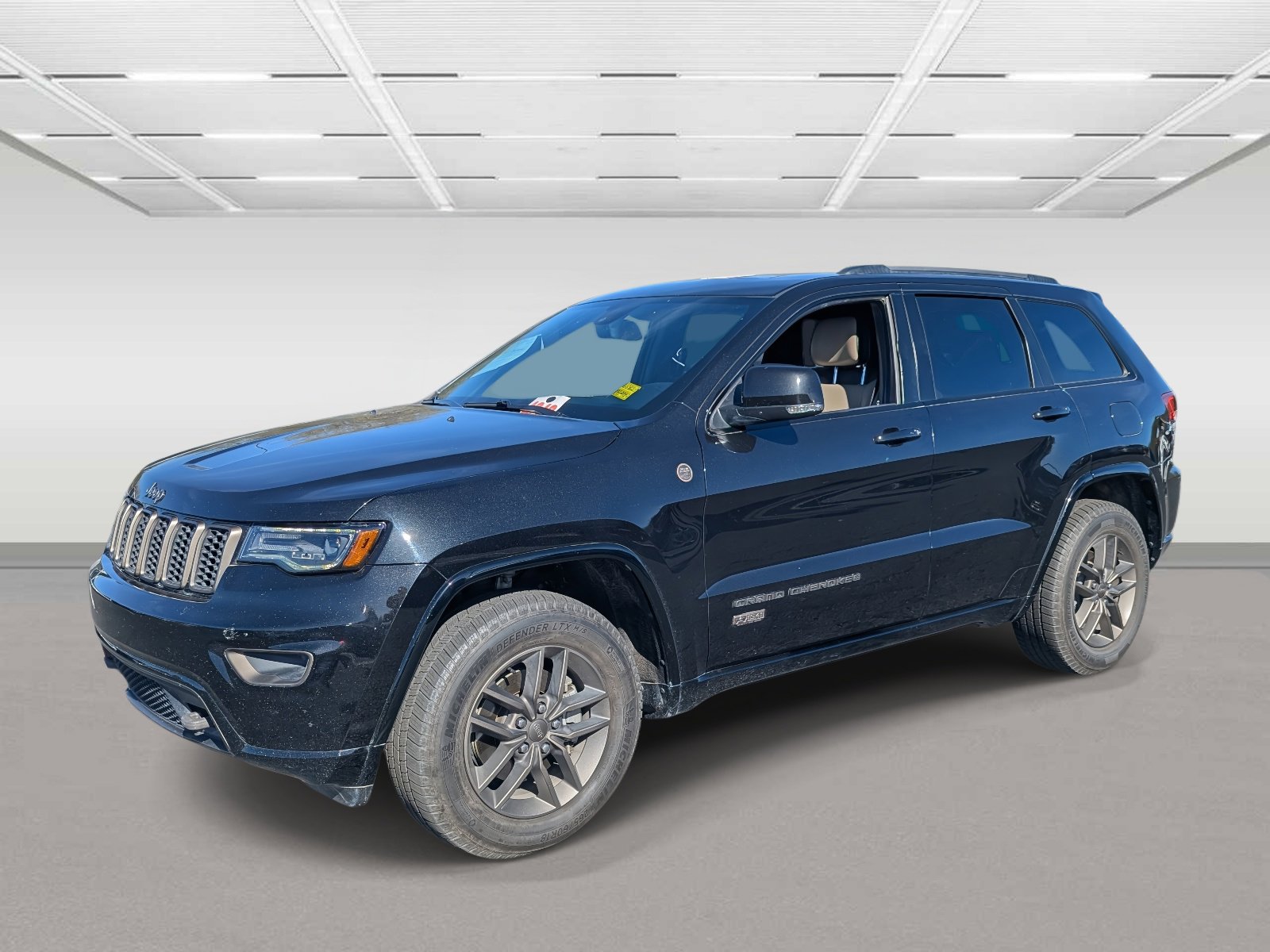 Used 2016 Jeep Grand Cherokee Limited 75th Anniversary image 9