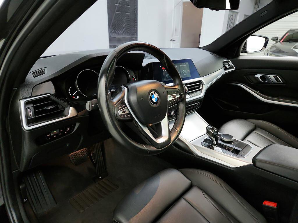 Used 2019 BMW 330i Sedan w/ Driving Assistance Package RWD image 13