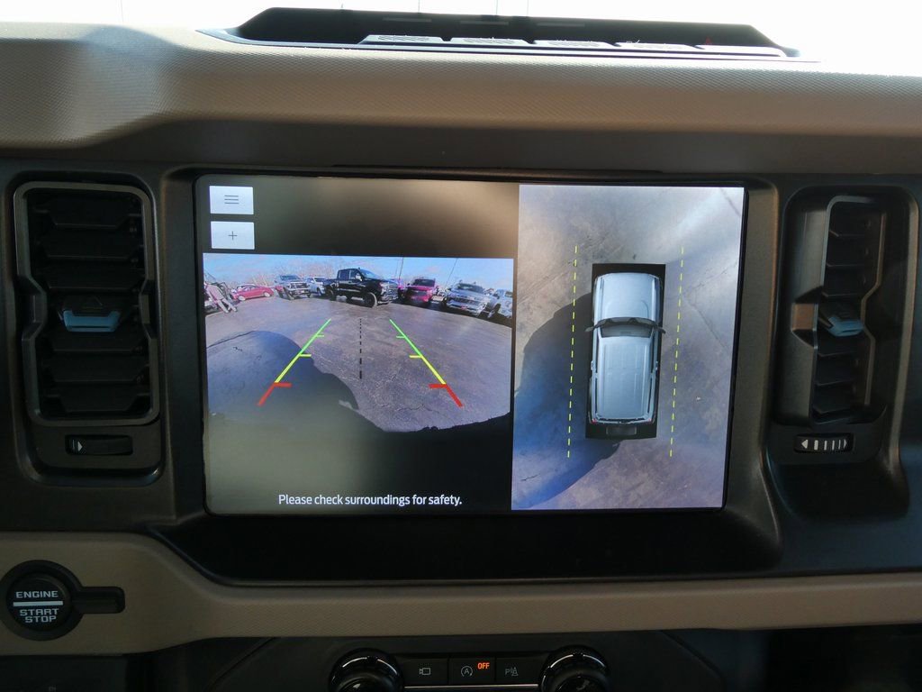 Used 2022 Ford Bronco Wildtrak image 30