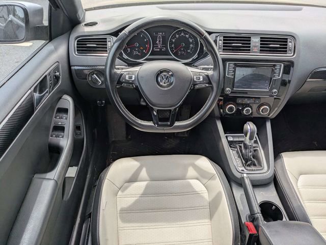 Used 2016 Volkswagen Jetta Sport image 15