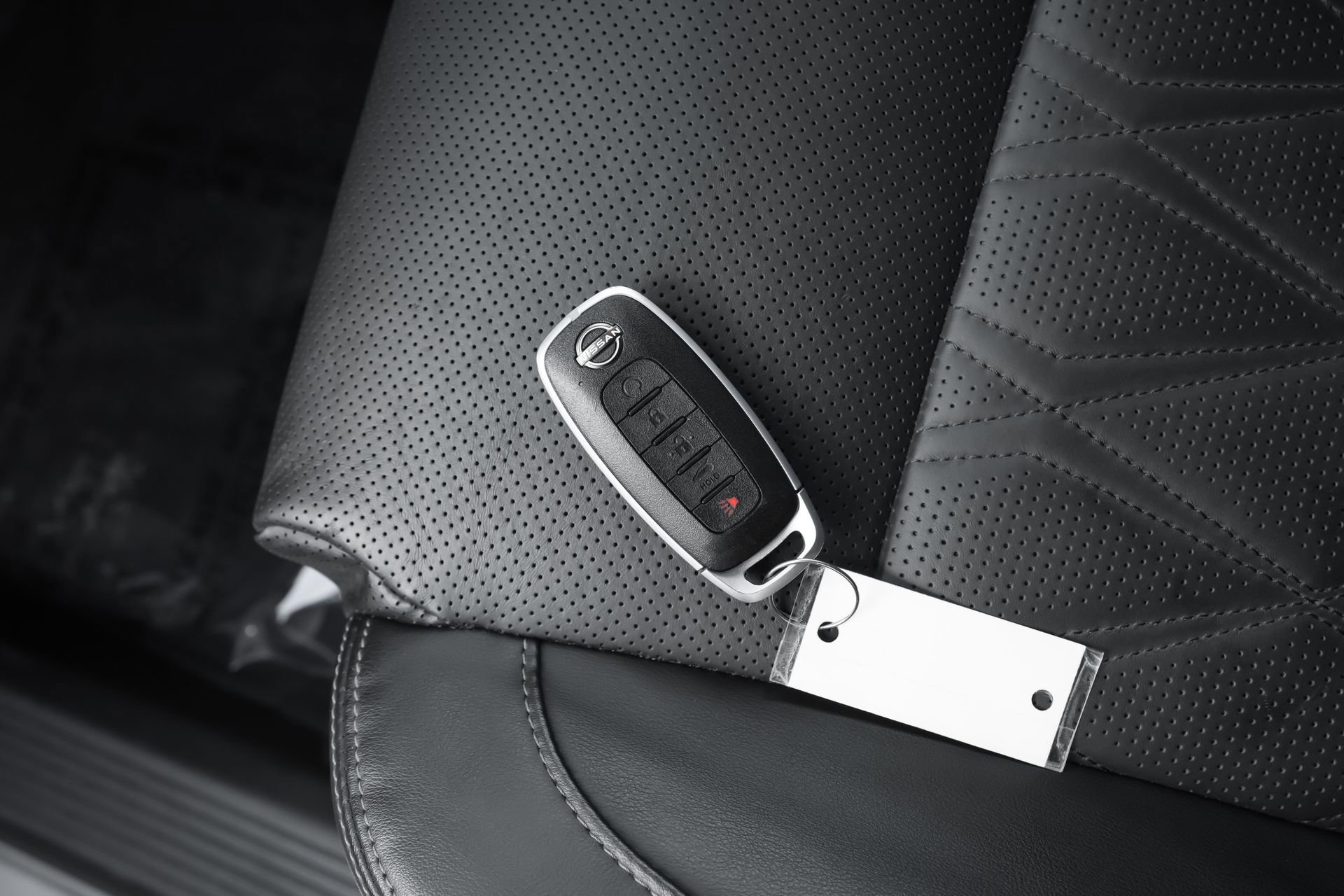 Used 2025 Nissan Rogue Platinum w/ Platinum Premium Package image 47