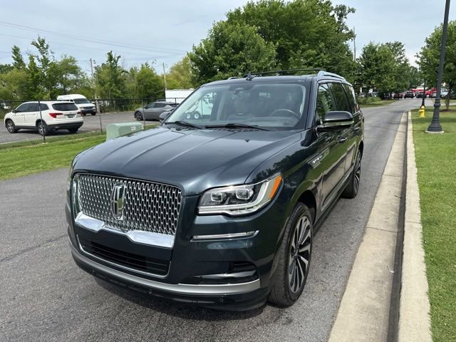 Used 2022 Lincoln Navigator Reserve AWD/4WD image 6