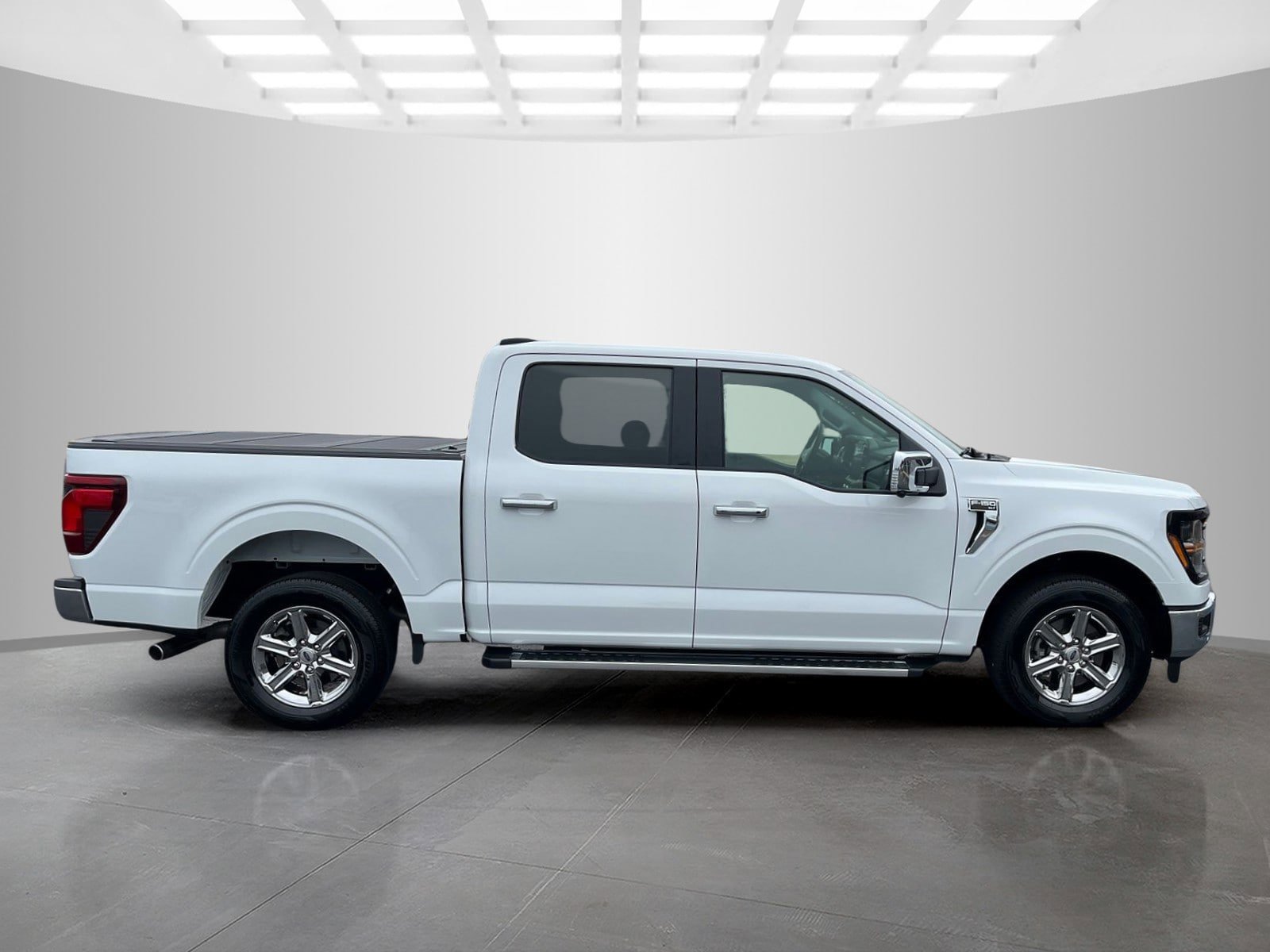 Used 2025 Ford F150 XLT w/ Equipment Group 302A MID RWD image 3