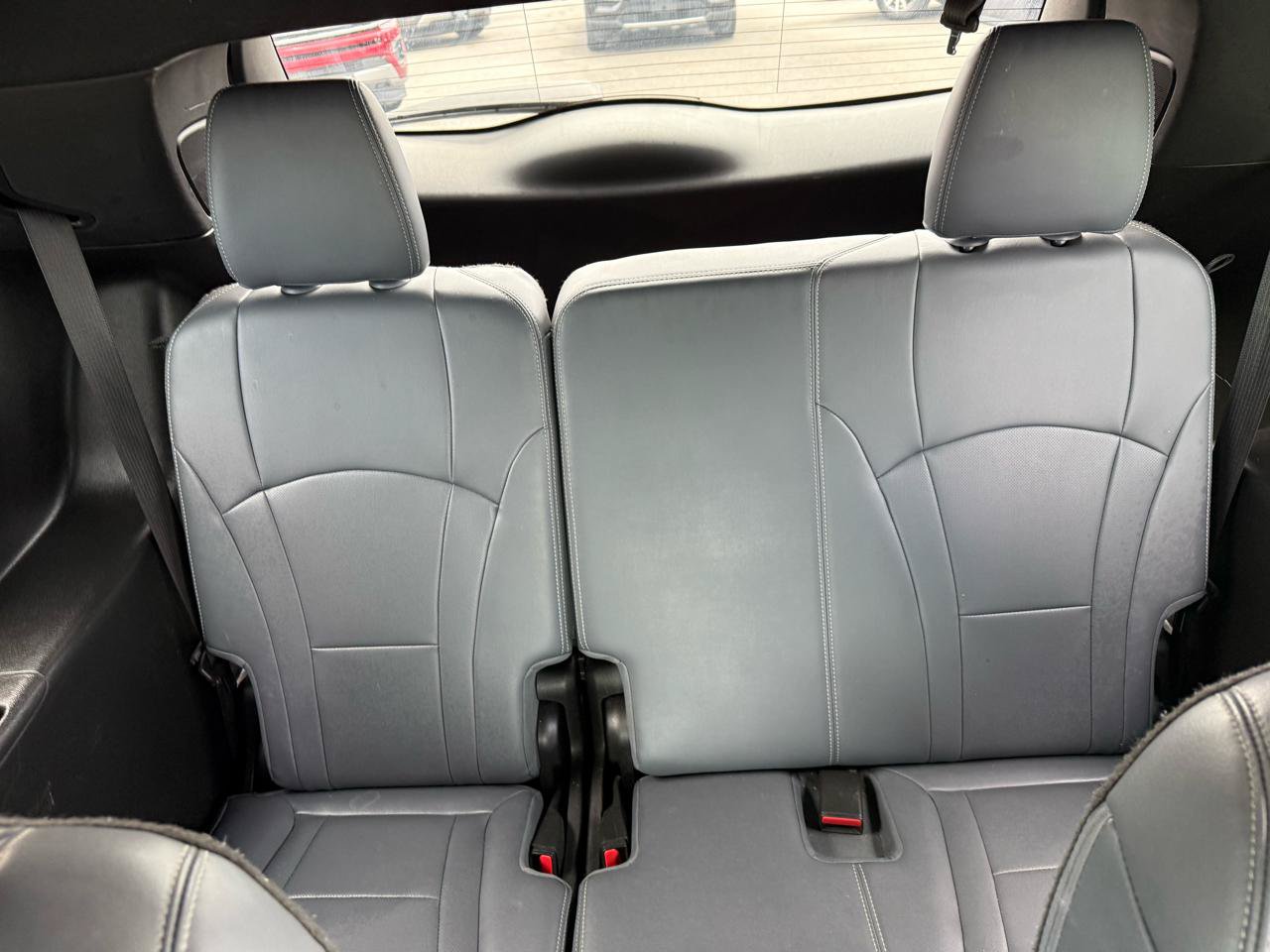Used 2022 Buick Enclave Premium AWD/4WD image 17