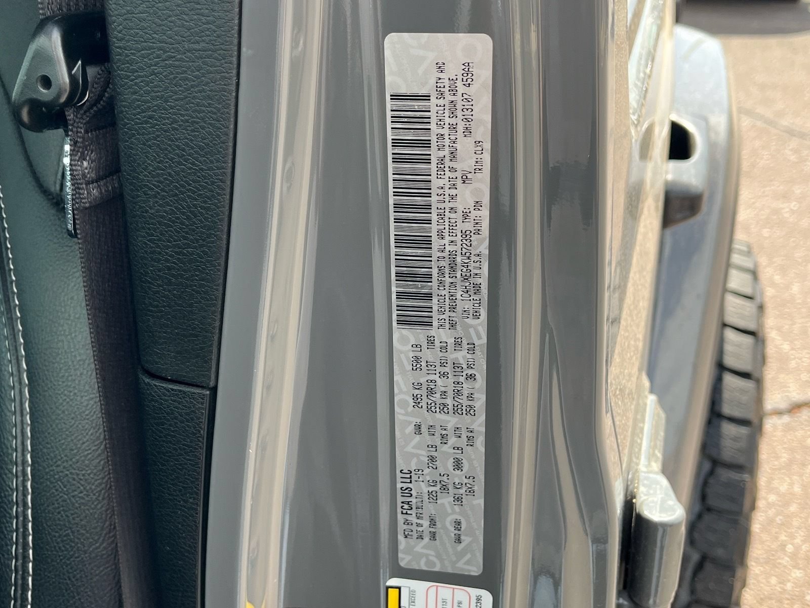 Used 2019 Jeep Wrangler Unlimited Sahara AWD/4WD image 29