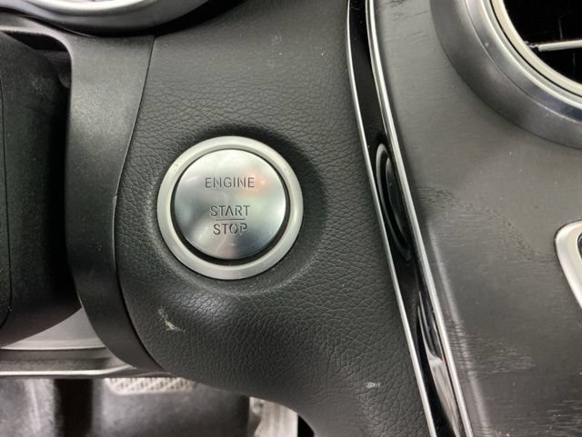Used 2016 Mercedes-Benz C 300 4MATIC Sedan image 23