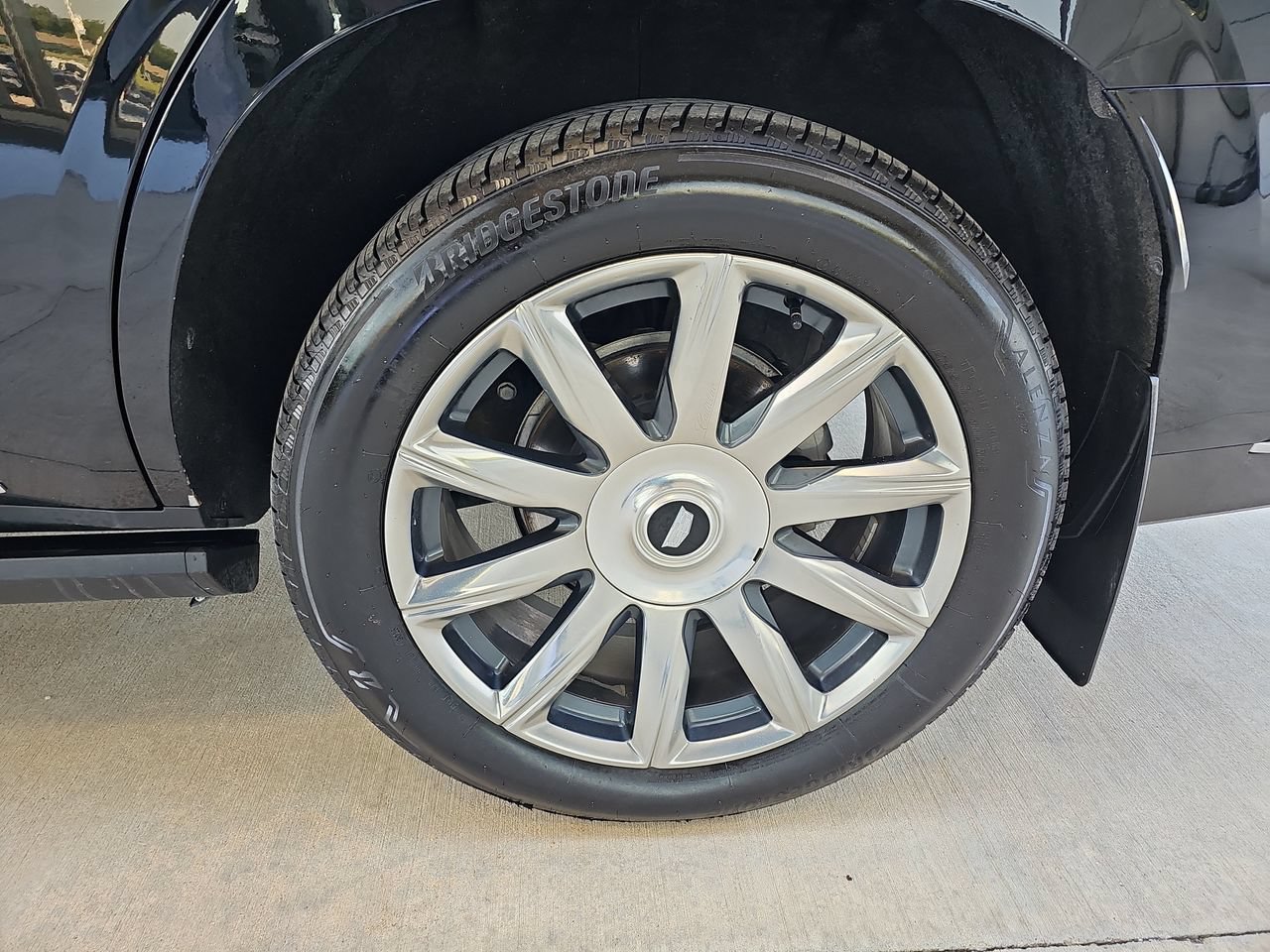 Used 2021 Cadillac Escalade Premium Luxury Platinum AWD/4WD image 34