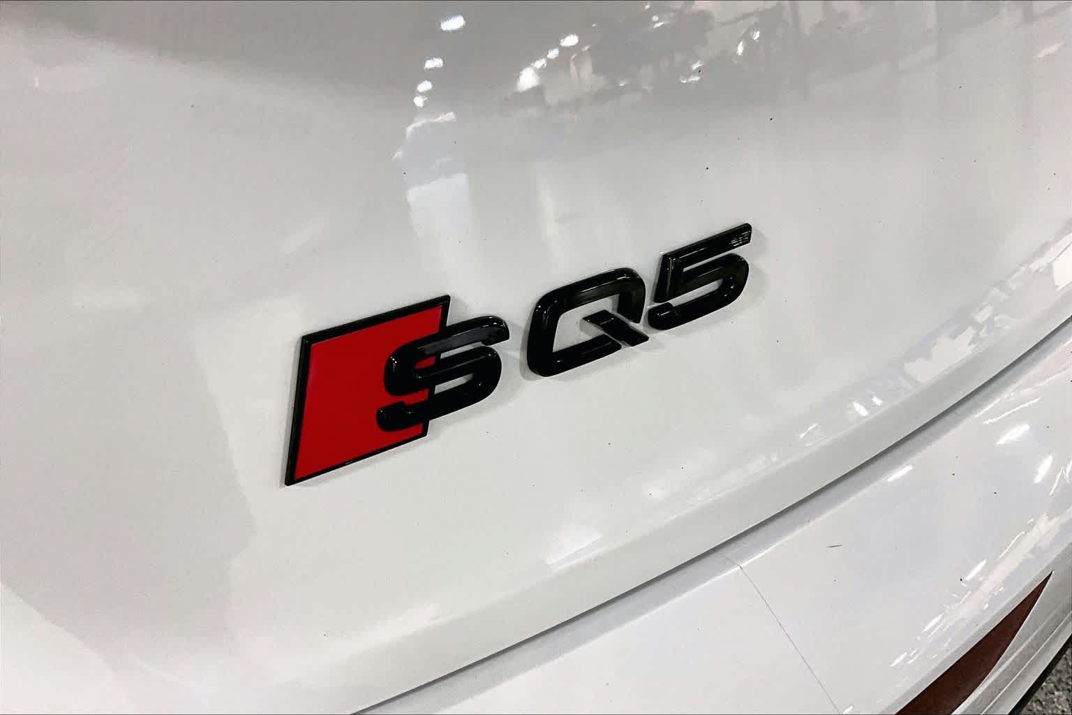 Used 2023 Audi SQ5 Prestige AWD/4WD image 33