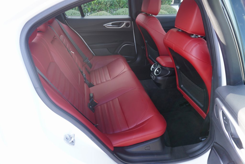 Used 2022 Alfa Romeo Giulia Veloce image 20