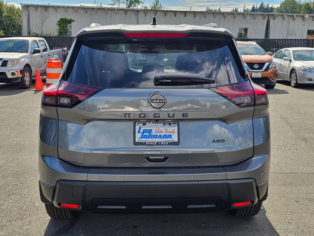 New 2026 Nissan Rogue Dark Armor AWD/4WD image 6