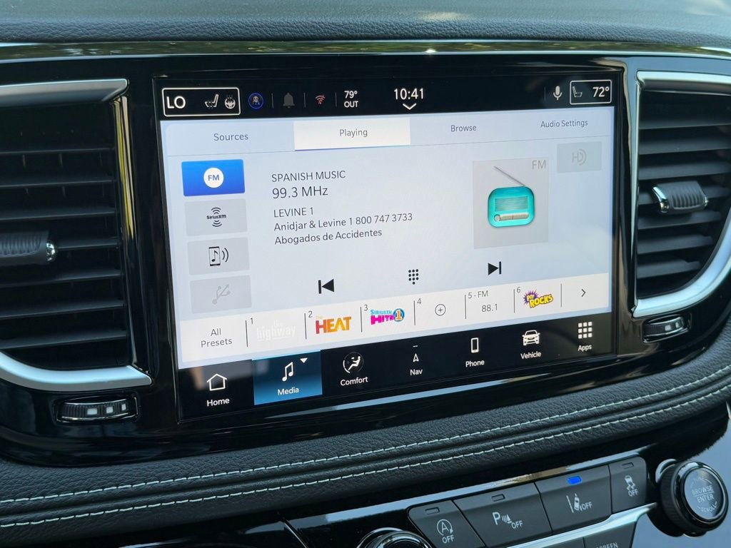 New 2026 Chrysler Pacifica Limited image 13