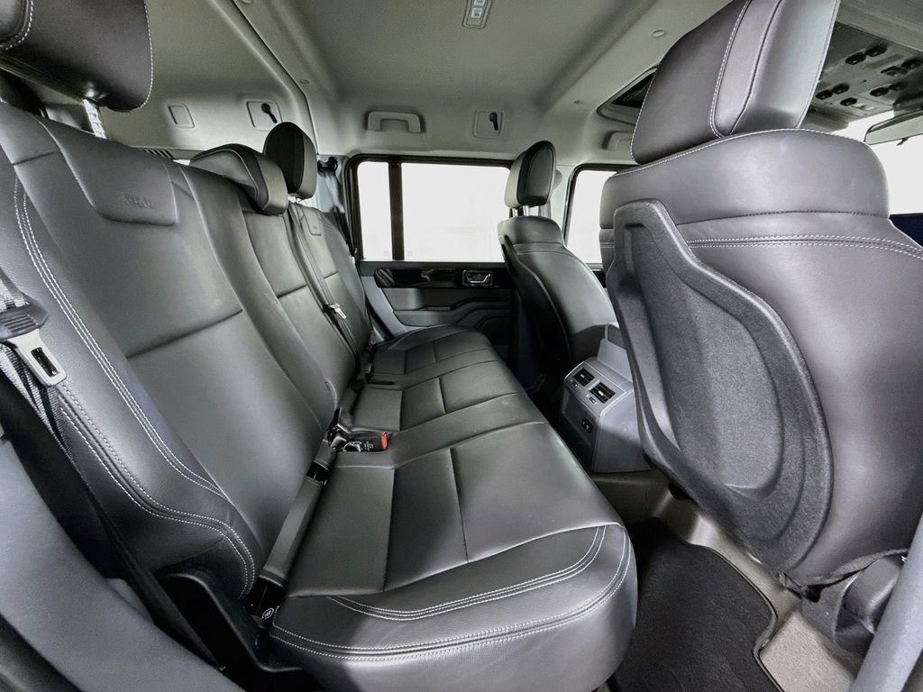 Used 2024 INEOS Grenadier Station Wagon AWD/4WD image 21