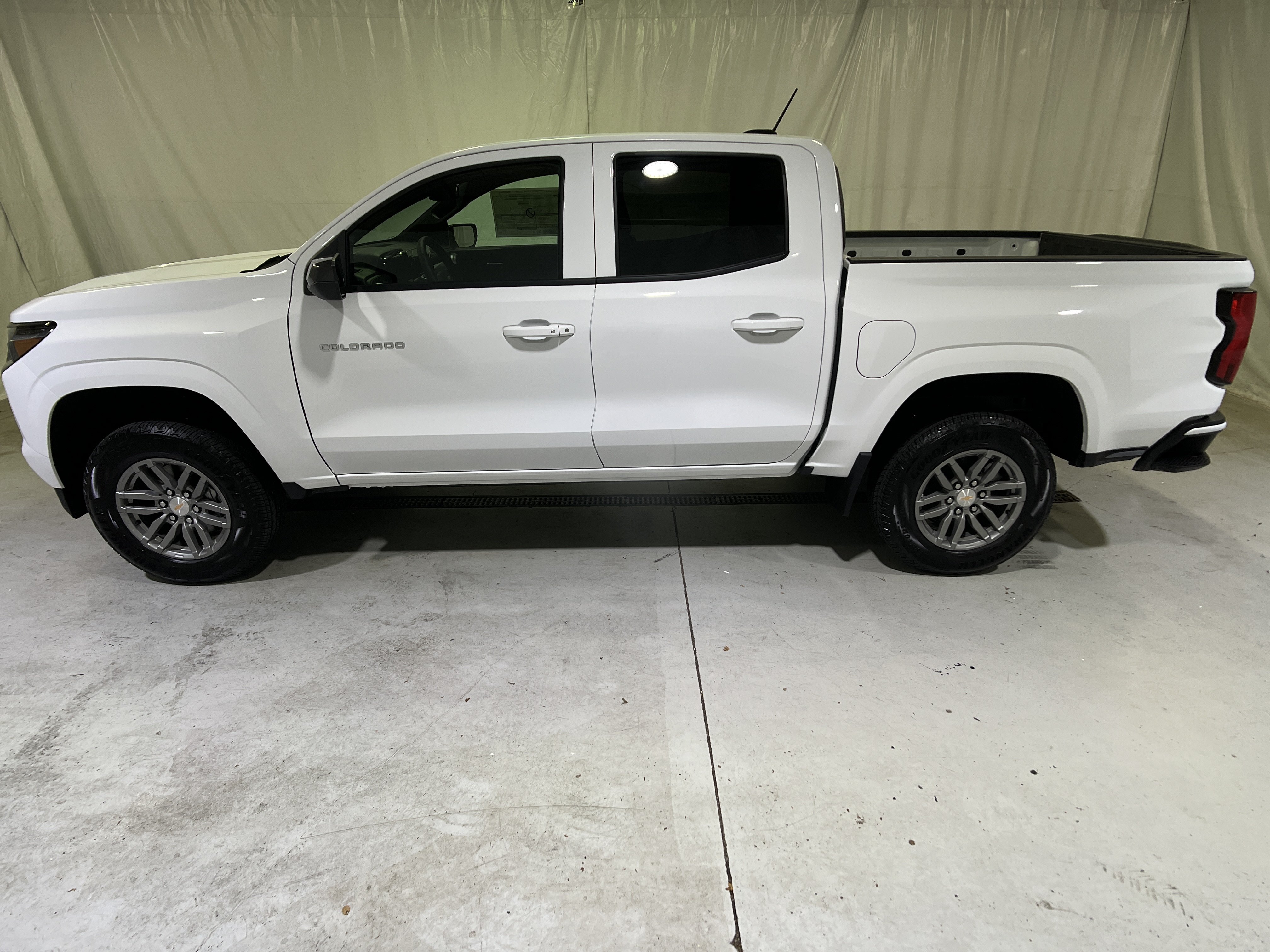 Certified 2026 Chevrolet Colorado LT w/ Advanced Trailering Package RWD image 7