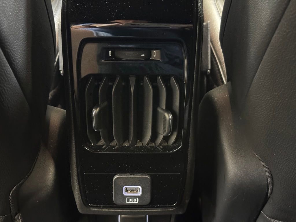 Used 2025 Jeep Compass Latitude w/ Altitude Special Edition AWD/4WD image 18