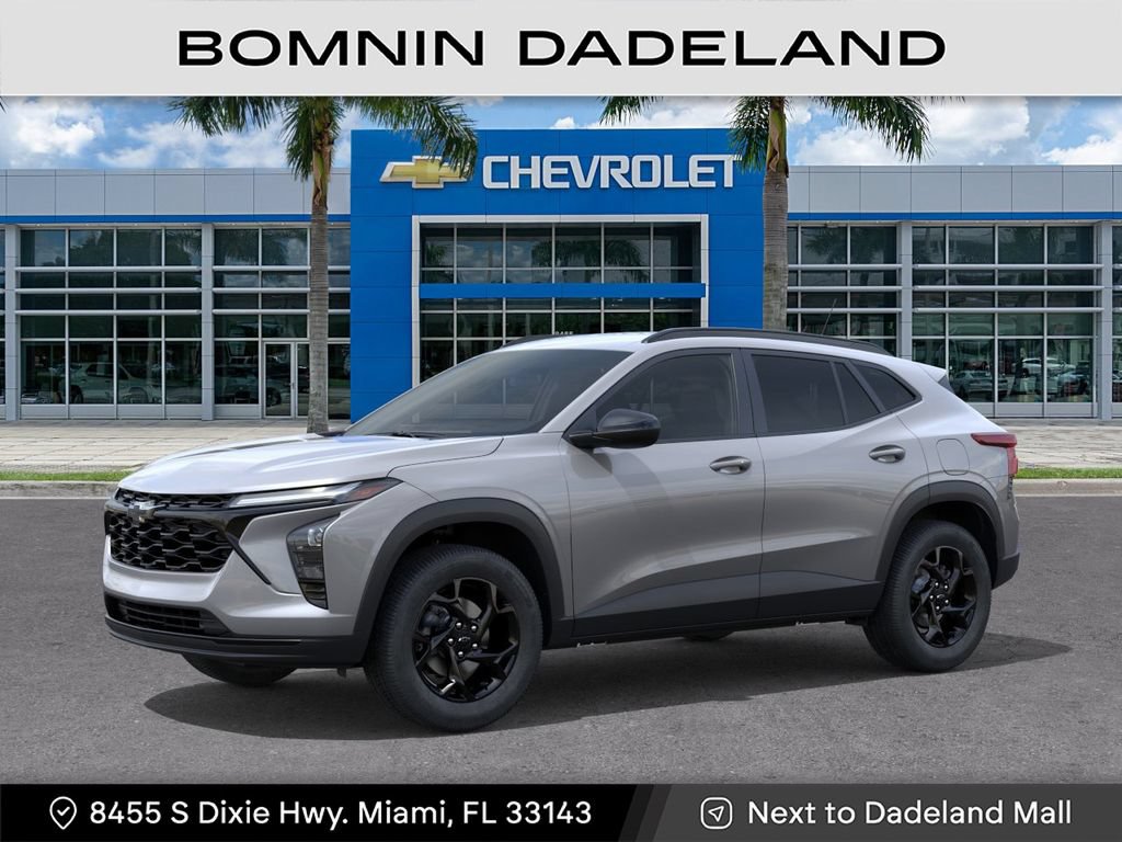 New 2026 Chevrolet Trax LT w/ Midnight Edition FWD image 3