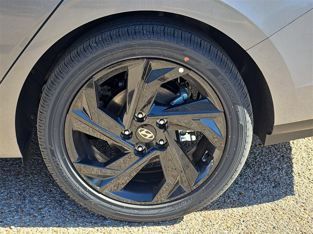 New 2026 Hyundai Elantra Sport image 31