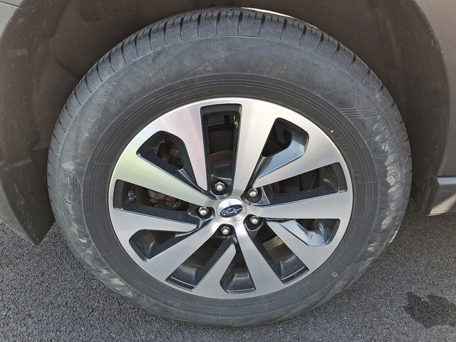 Certified 2024 Subaru Outback Premium AWD/4WD image 7