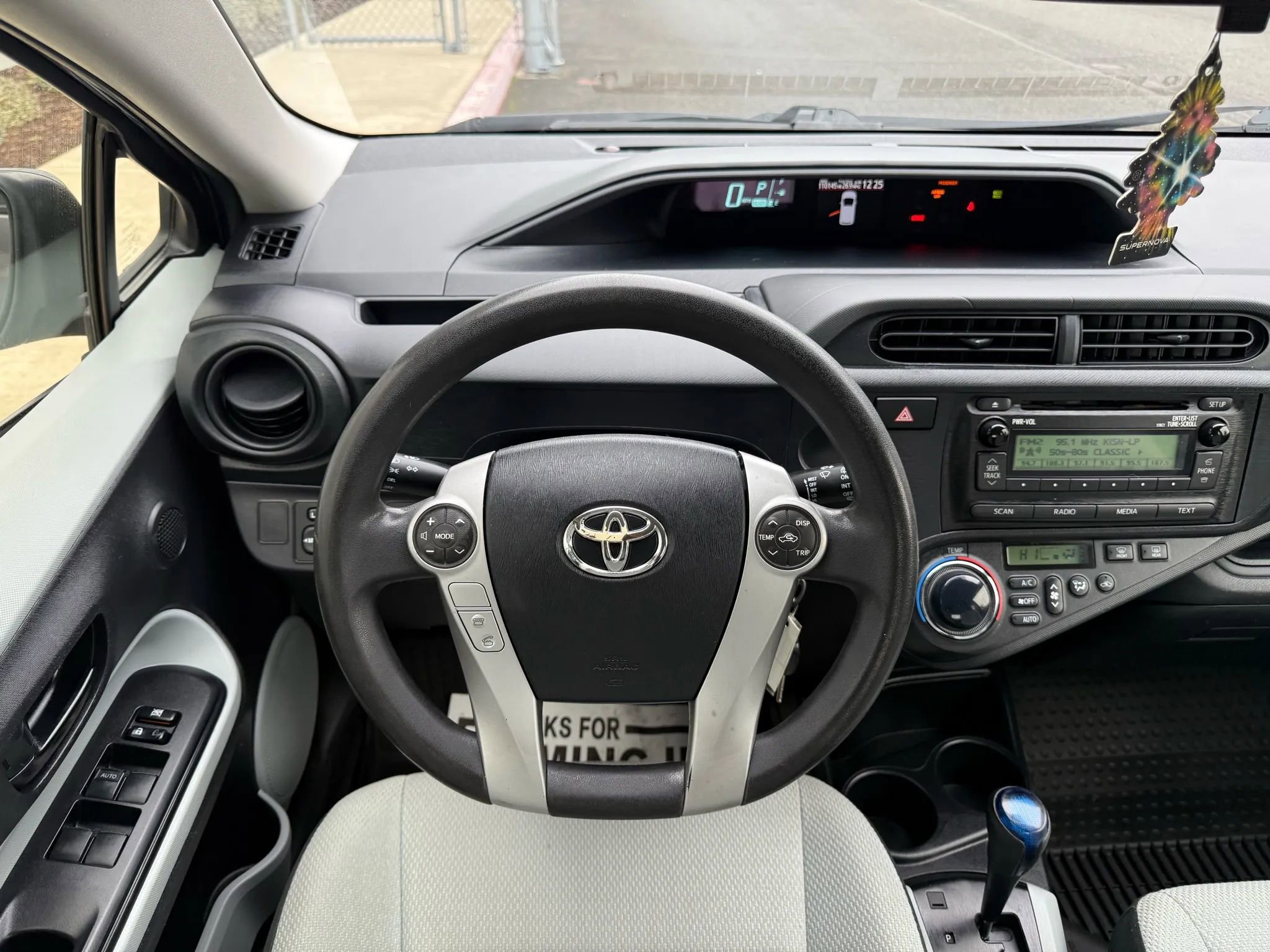 Used 2014 Toyota Prius C One image 10