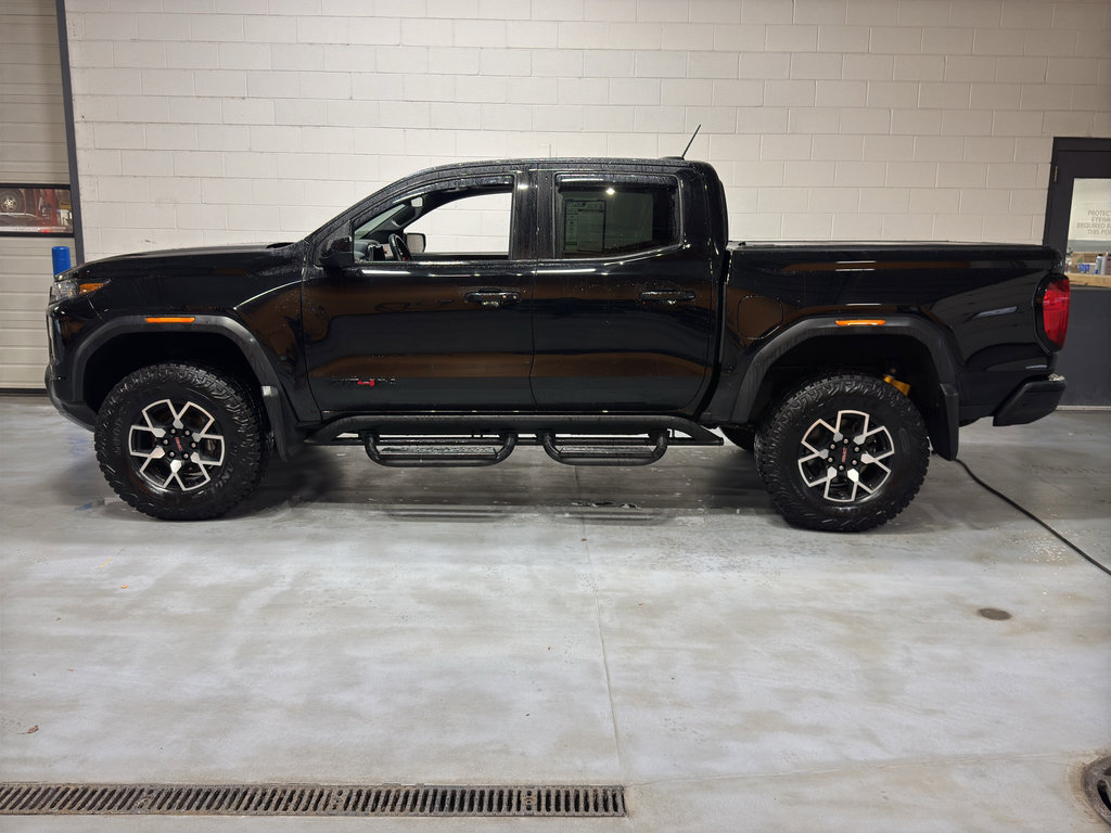 Used 2024 GMC Canyon AT4X image 2