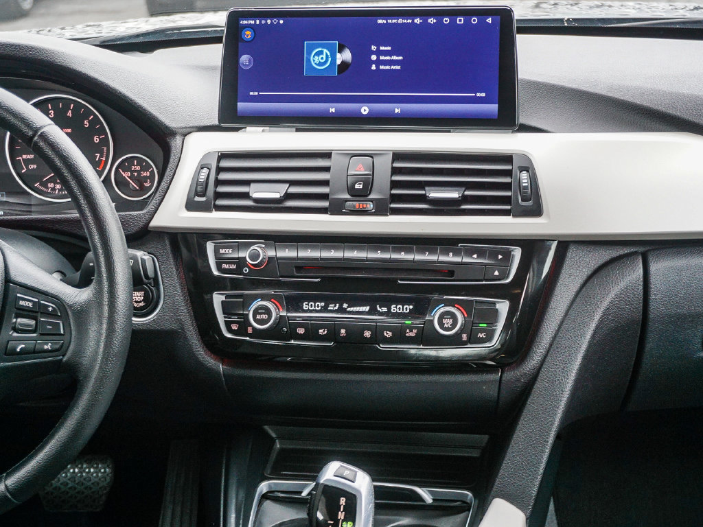 Used 2016 BMW 320i Sedan RWD image 16