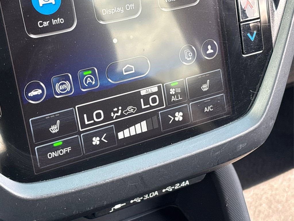 Used 2025 Subaru Forester Premium AWD/4WD image 31