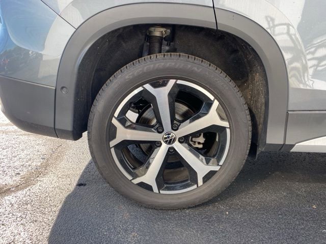 New 2025 Volkswagen Tiguan SE image 20