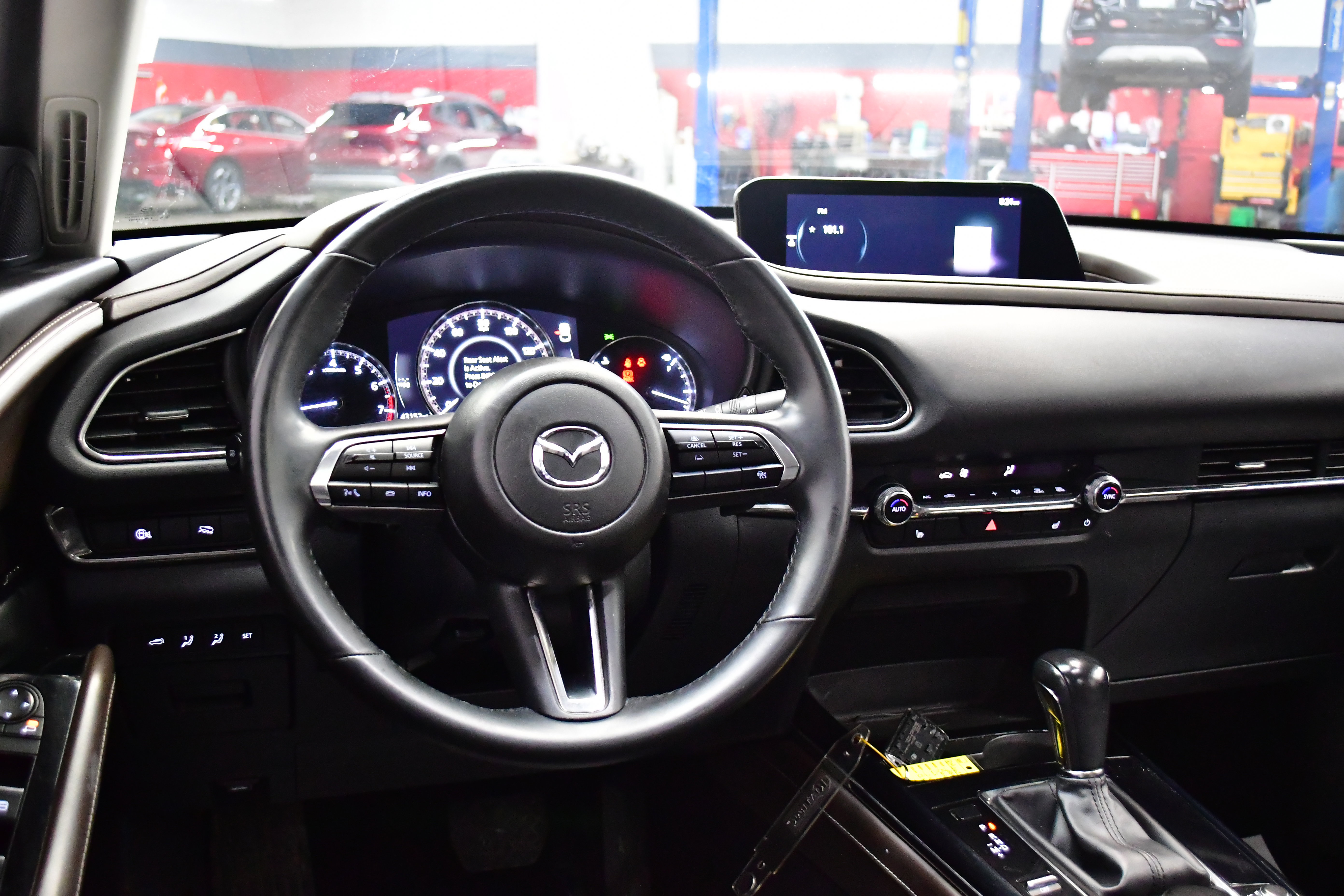 Used 2024 MAZDA CX-30 AWD 2.5 S w/ Premium Package image 18