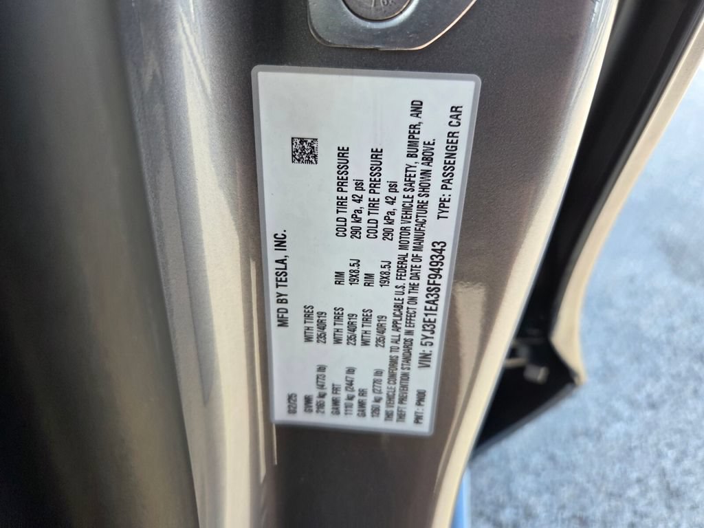 Used 2025 Tesla Model 3 Long Range RWD image 19