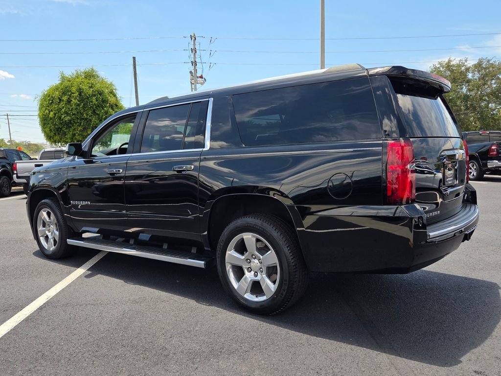 Certified 2020 Chevrolet Suburban Premier RWD image 5