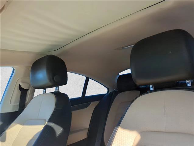 Used 2013 Volkswagen CC Lux image 16