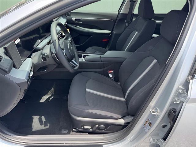 Certified 2025 Hyundai Sonata SEL FWD image 5