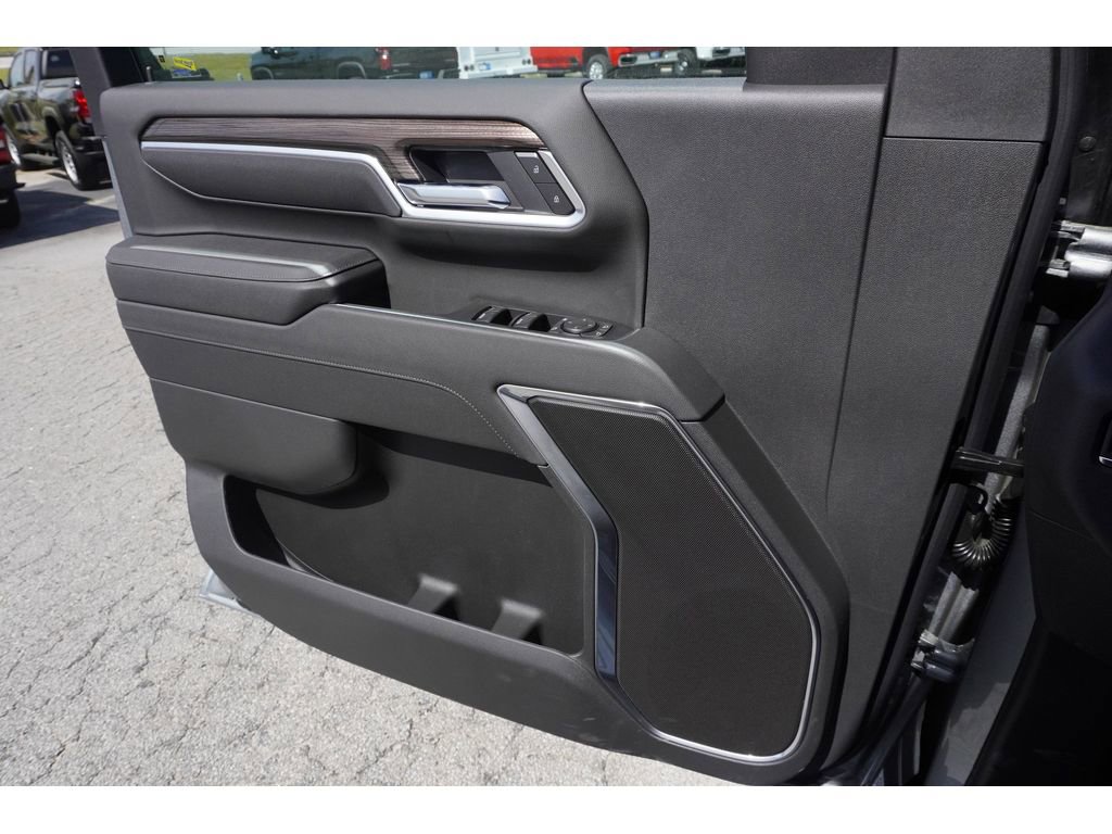 New 2025 Chevrolet Silverado 2500 LT w/ All Star Edition image 13