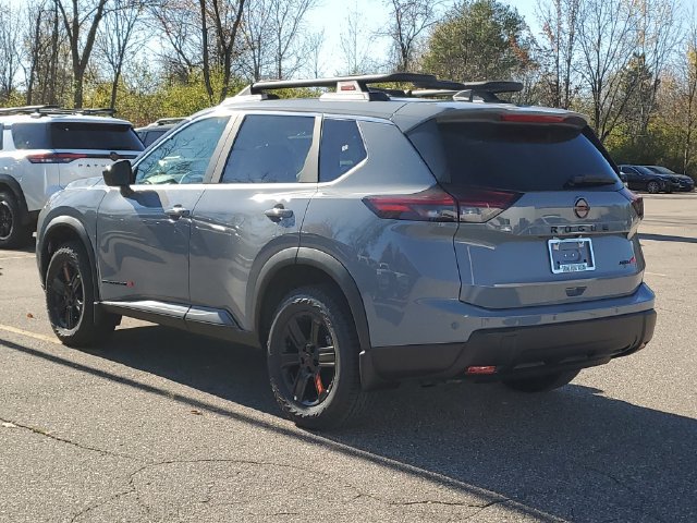 New 2027 Nissan Rogue SV AWD/4WD image 3