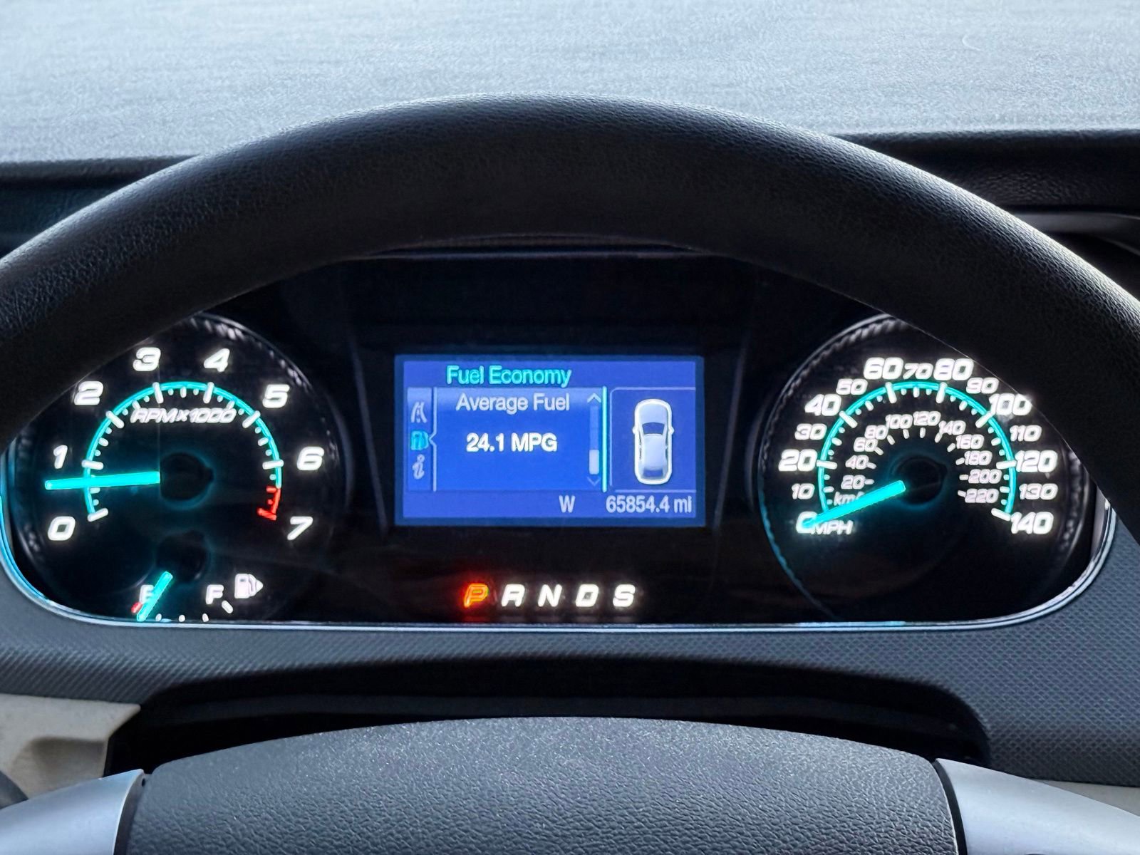 Used 2015 Ford Taurus SE FWD image 27