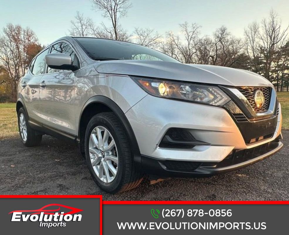 Used 2022 Nissan Rogue Sport S image 1