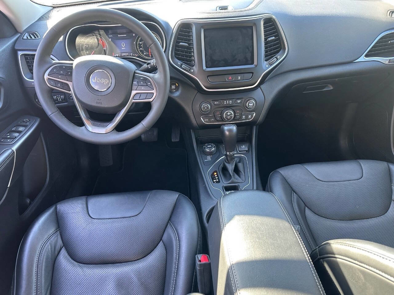 Used 2022 Jeep Cherokee Latitude Lux image 8