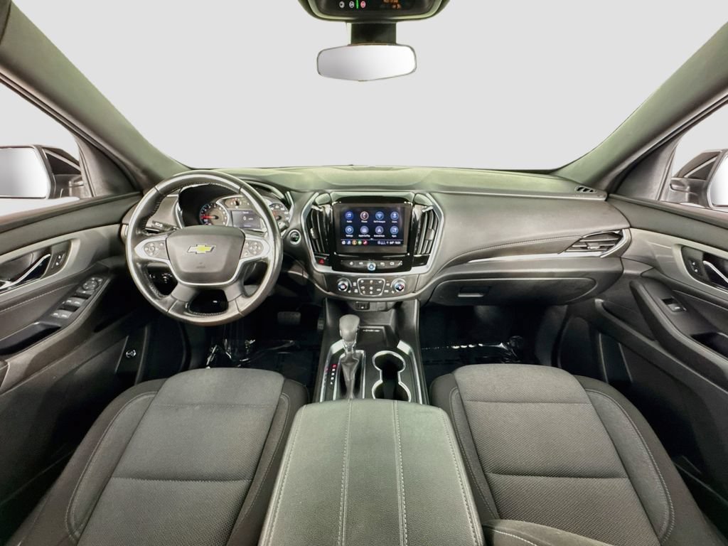 Used 2022 Chevrolet Traverse LT FWD image 16