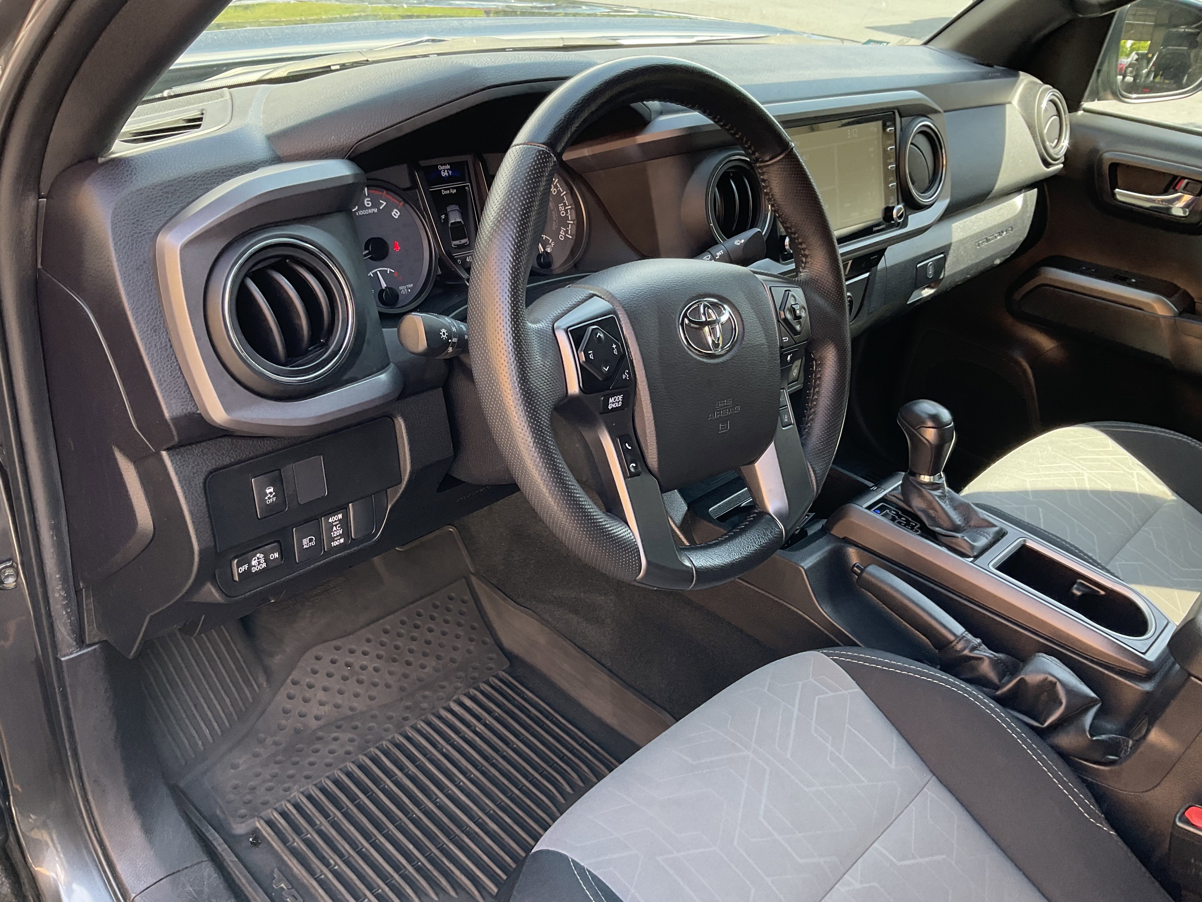 Used 2023 Toyota Tacoma TRD Off-Road w/ Black Out Package (TMS) image 21