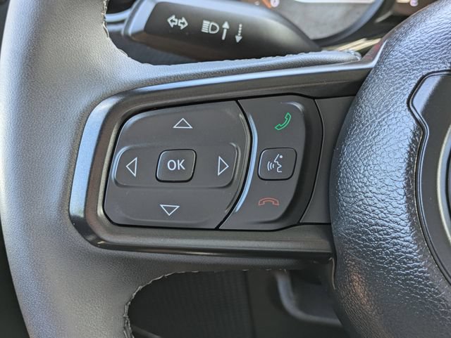 Used 2026 Jeep Gladiator Mojave AWD/4WD image 18