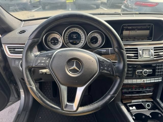 Used 2014 Mercedes-Benz E 550 4MATIC Sedan image 8