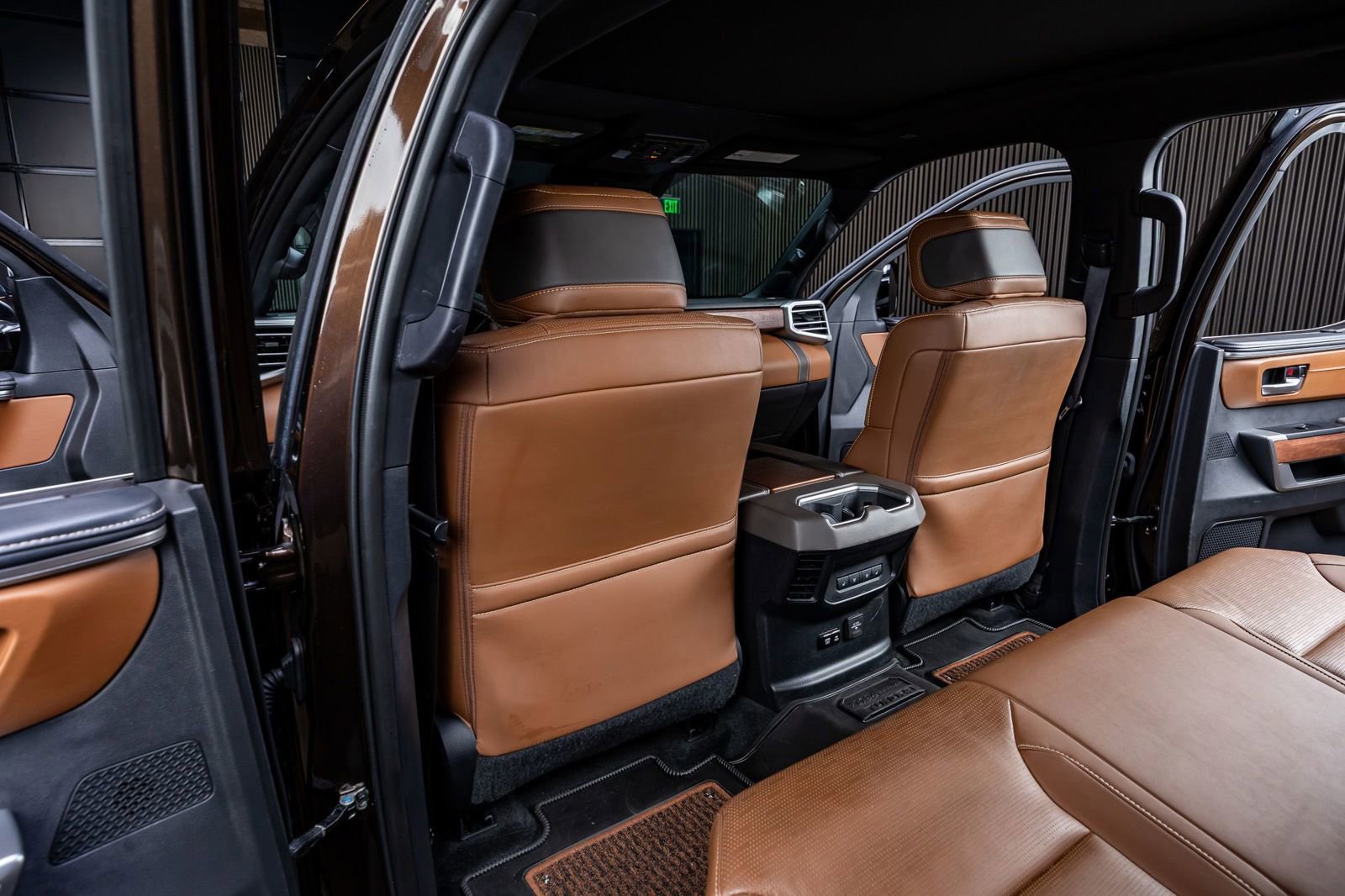 Used 2024 Toyota Tundra 1794 Edition image 33