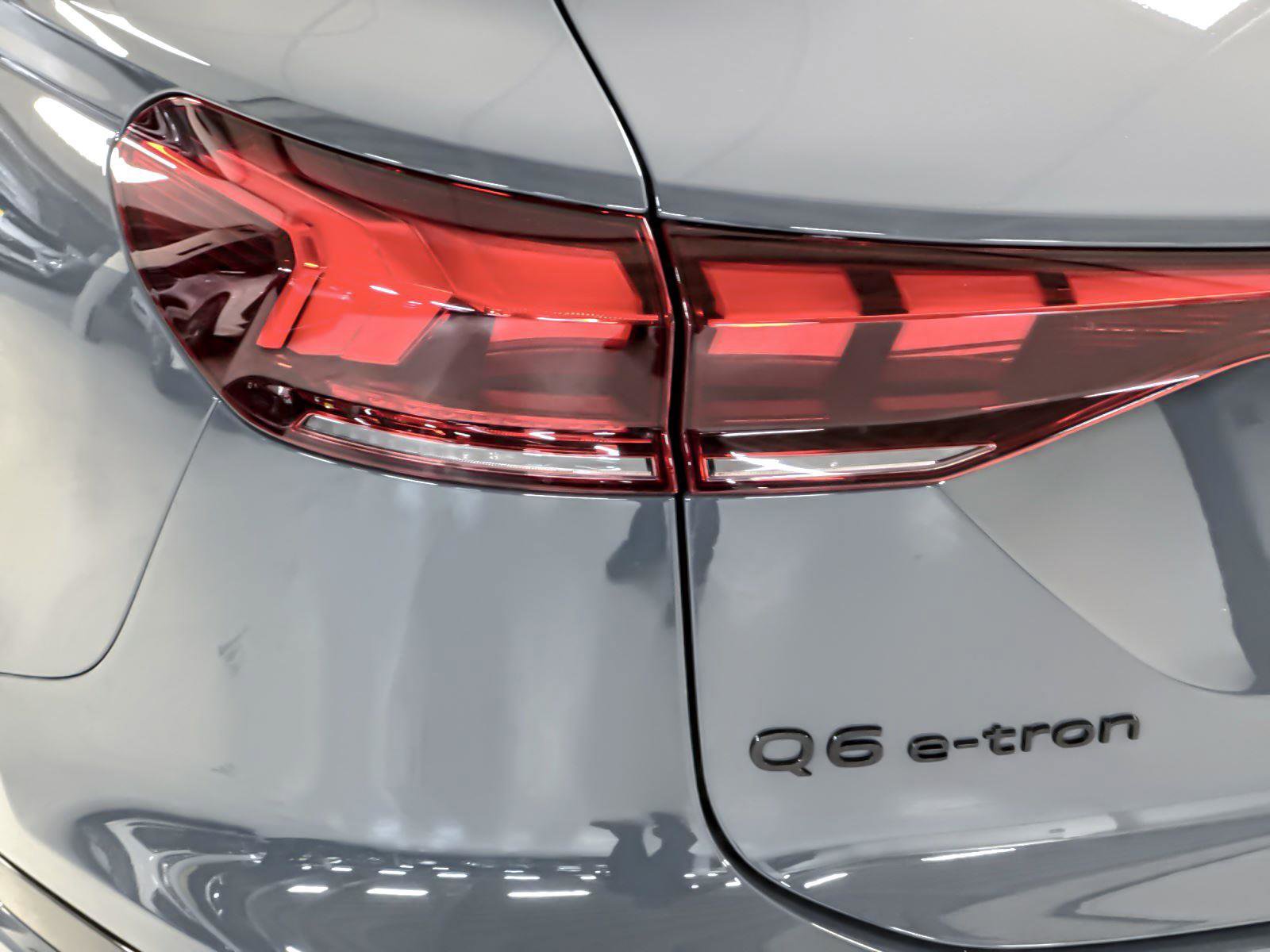 New 2027 Audi Q6 e-tron Prestige AWD/4WD image 26