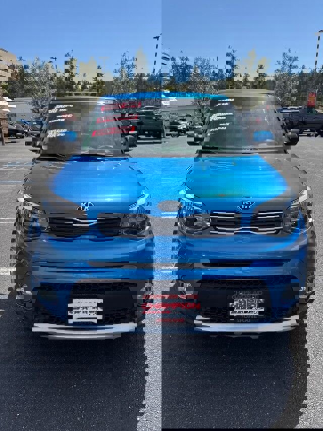 Used 2017 Kia Soul + w/ Designer's Package image 3