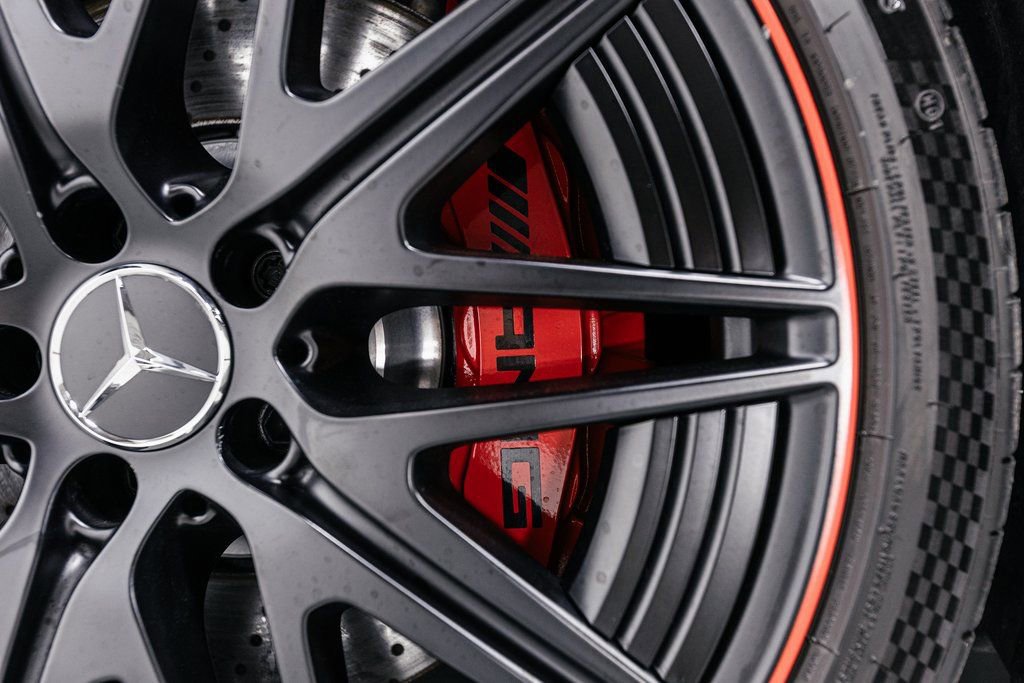 Used 2024 Mercedes-Benz C 63 AMG S image 39