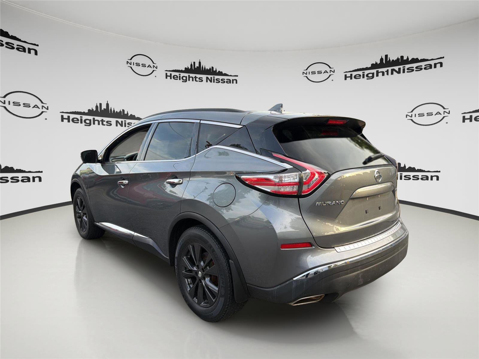Used 2018 Nissan Murano SV w/ Premium Package AWD/4WD image 3