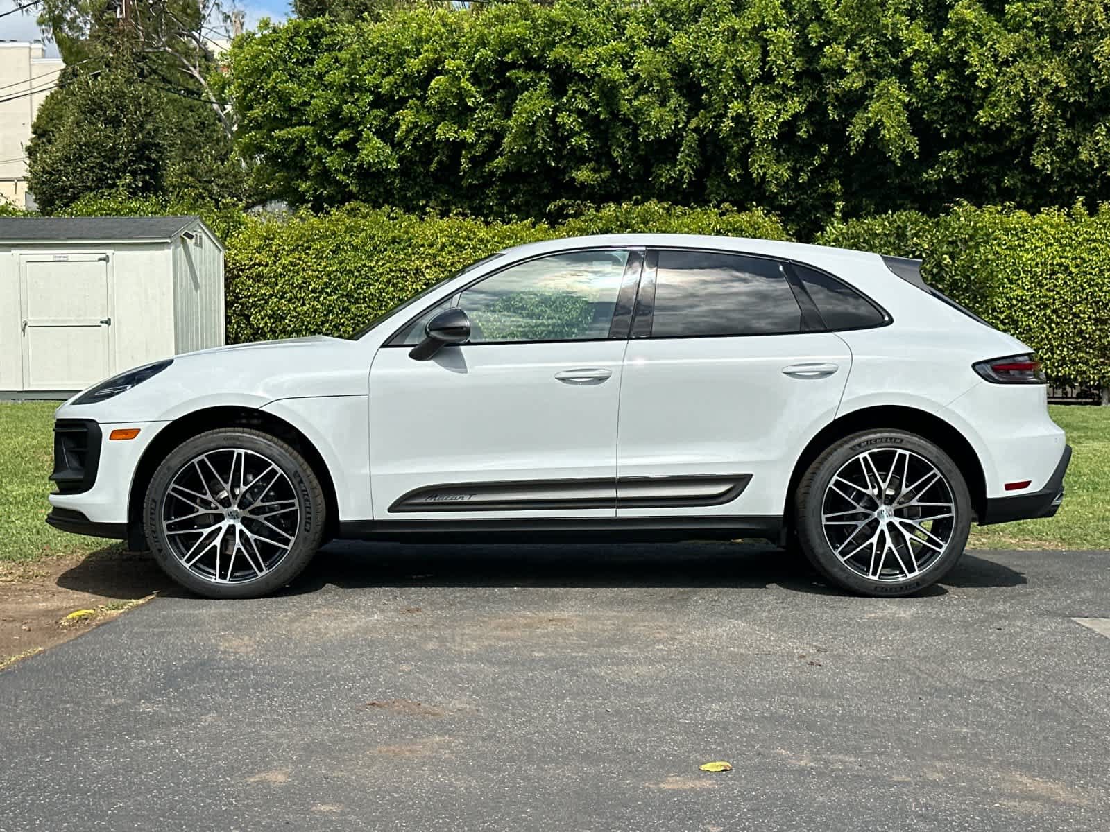 New 2026 Porsche Macan Turbo AWD/4WD image 2