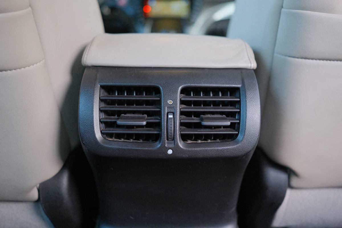 Used 2010 Acura TL SH-AWD image 30