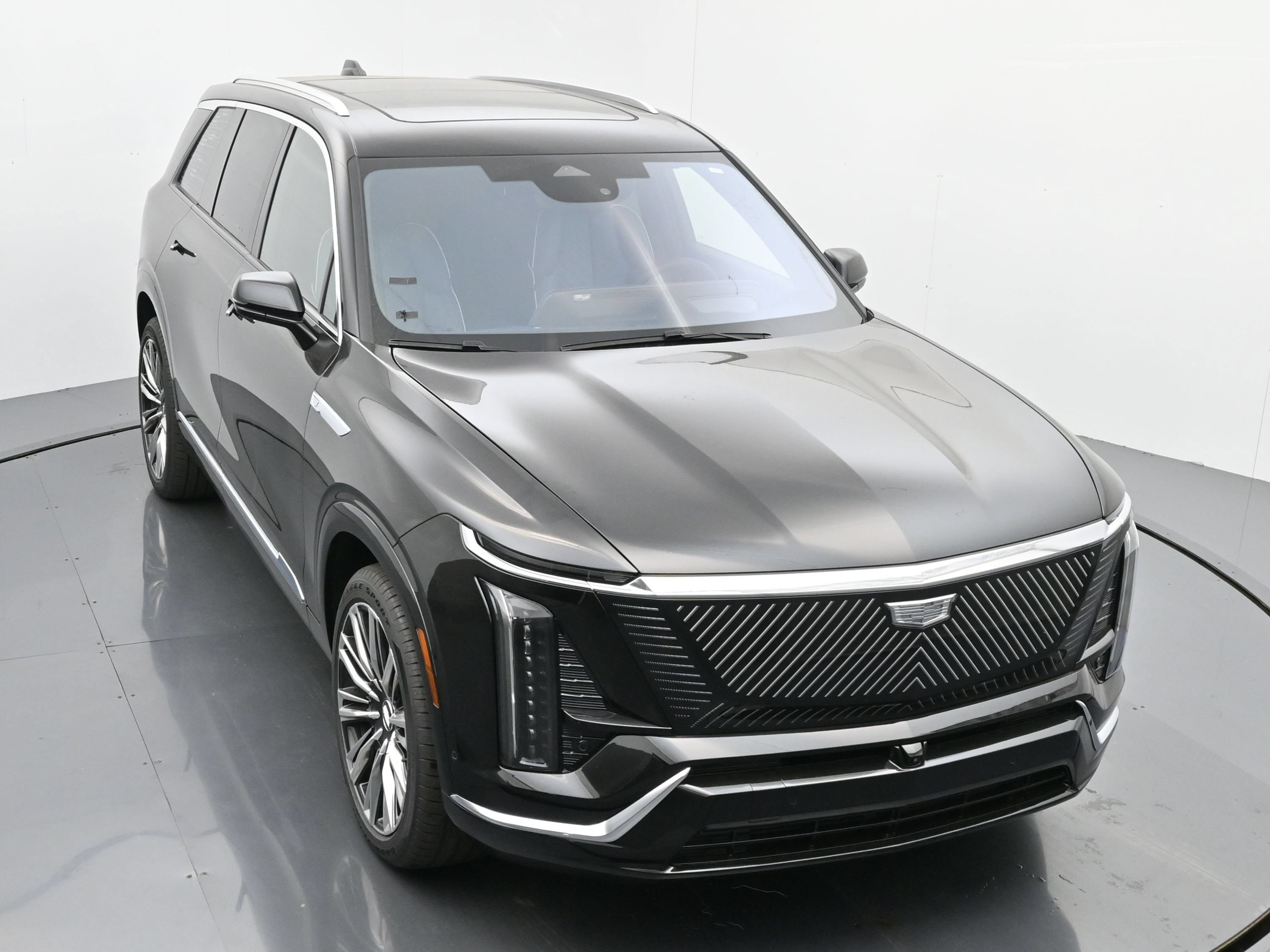 New 2026 Cadillac Vistiq Premium Luxury w/ LPO, Floor Liner Package AWD/4WD image 30